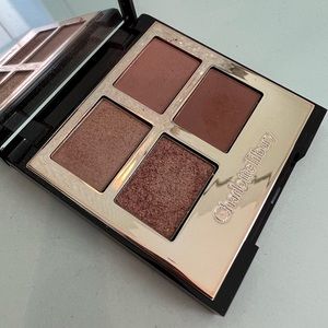 Charlotte Tilbury Luxury Eyeshadow Palette - Pillow Talk